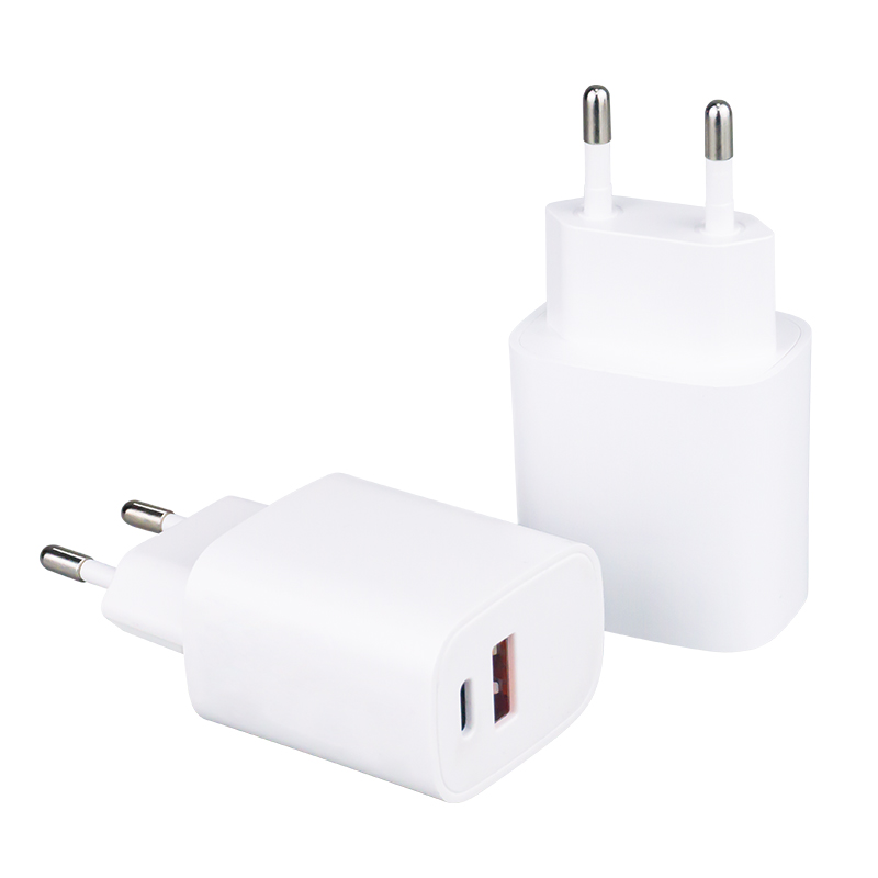 NCC-A027 欧英澳 20W过认证 充电器