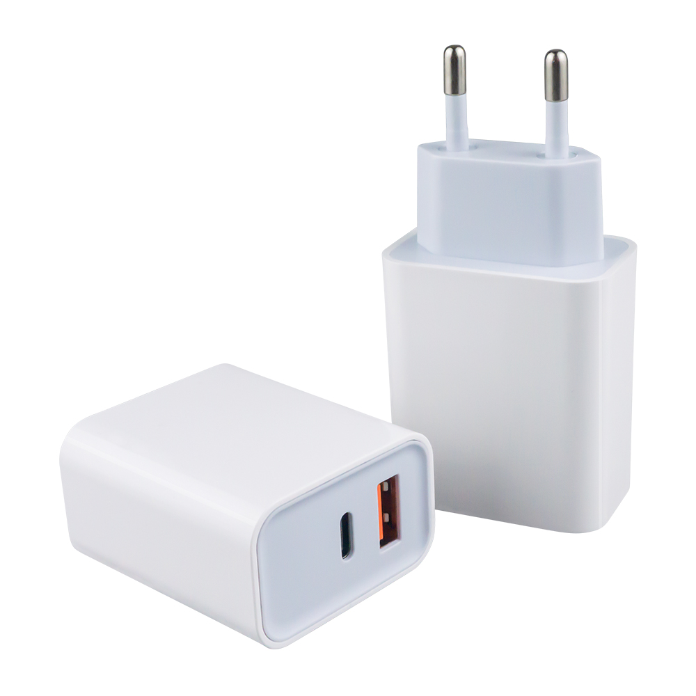 NCC-A003-1 美欧英  20W PD+QC3.0充电器
